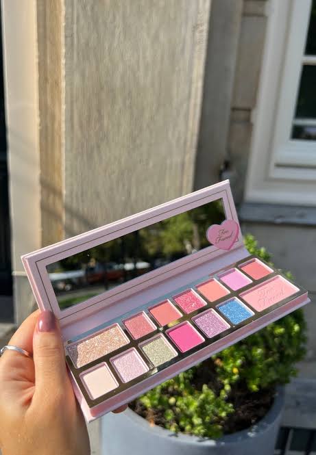 Too Faced Pinker Times Ahead Eyeshadow Palette