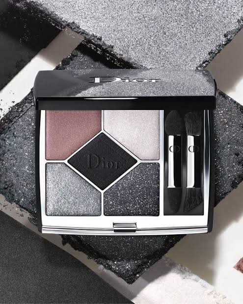 DIOR
Diorshow 5 Couleurs Couture Eyeshadow Palette