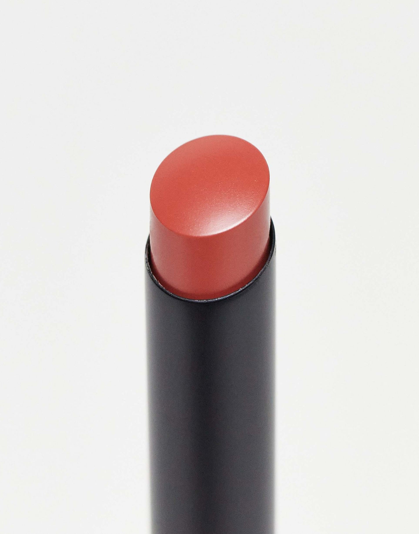 MAC
Powder Kiss Velvet Blur Slim Moisturizing Matte Lipstick