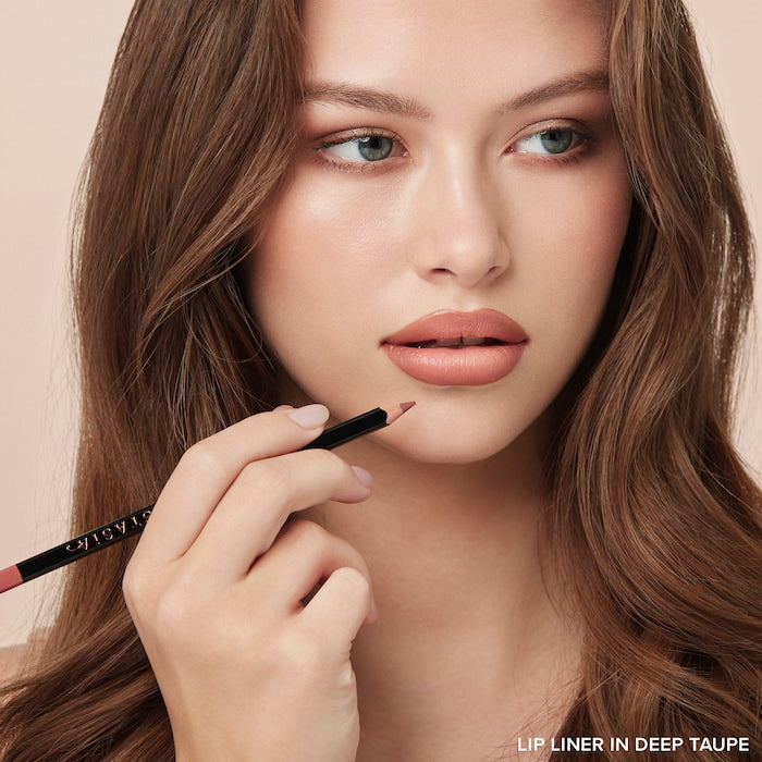 Anastasia Beverly Hills
Long-Lasting Velvety-Matte Lip Liner