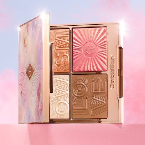 Charlotte Tilbury Glowgasm Face Palette Lightgasm