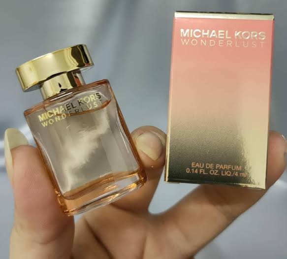 Michael Kors Wonderlust Eau De Parfum 0.14 Oz/ 4 Ml