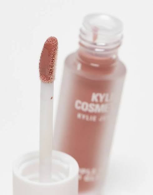 Kylie Cosmetics supple kiss lip glaze Full Size