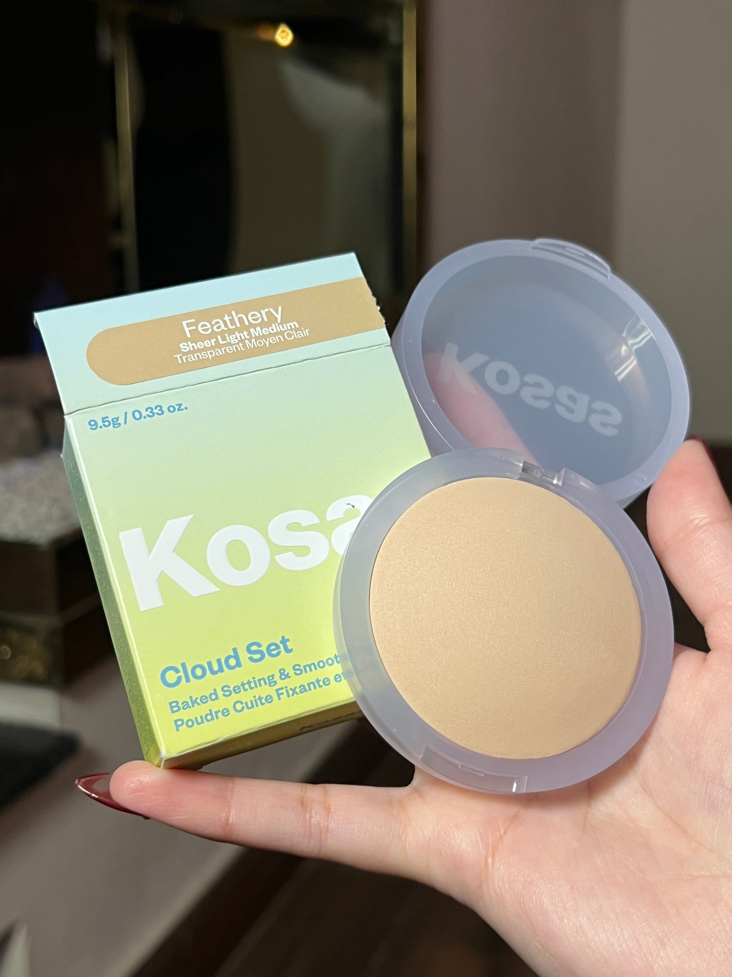 Kosas 
Cloud Set Baked Setting & Smoothing Talc-Free Vegan Powder